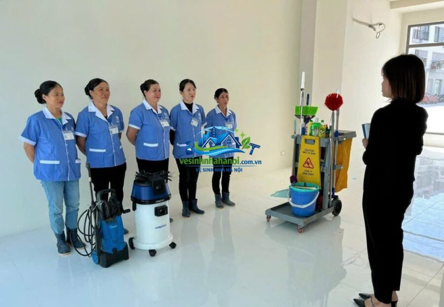 Cung cấp tạp vụ vệ sinh văn phòng tại Hà Nội