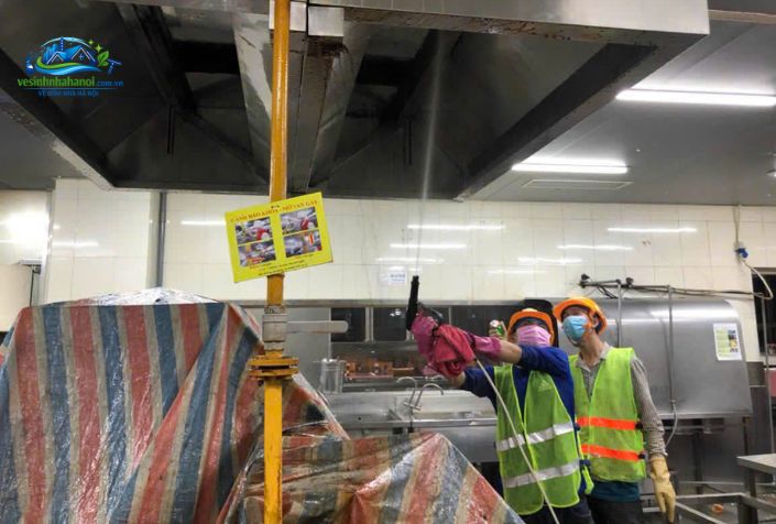 vệ sinh bếp nhà hàng