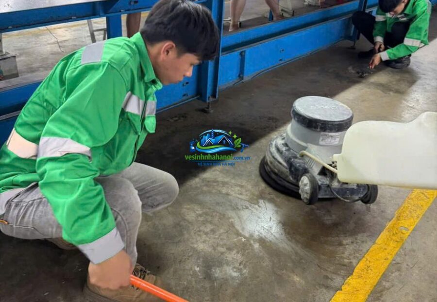 vệ sinh sàn nhà xưởng